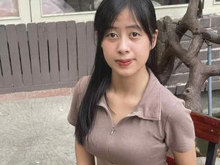 AimeeMe Straight webcam from Singapore