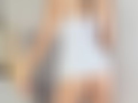 REEAHxo Anal webcam from Romania
